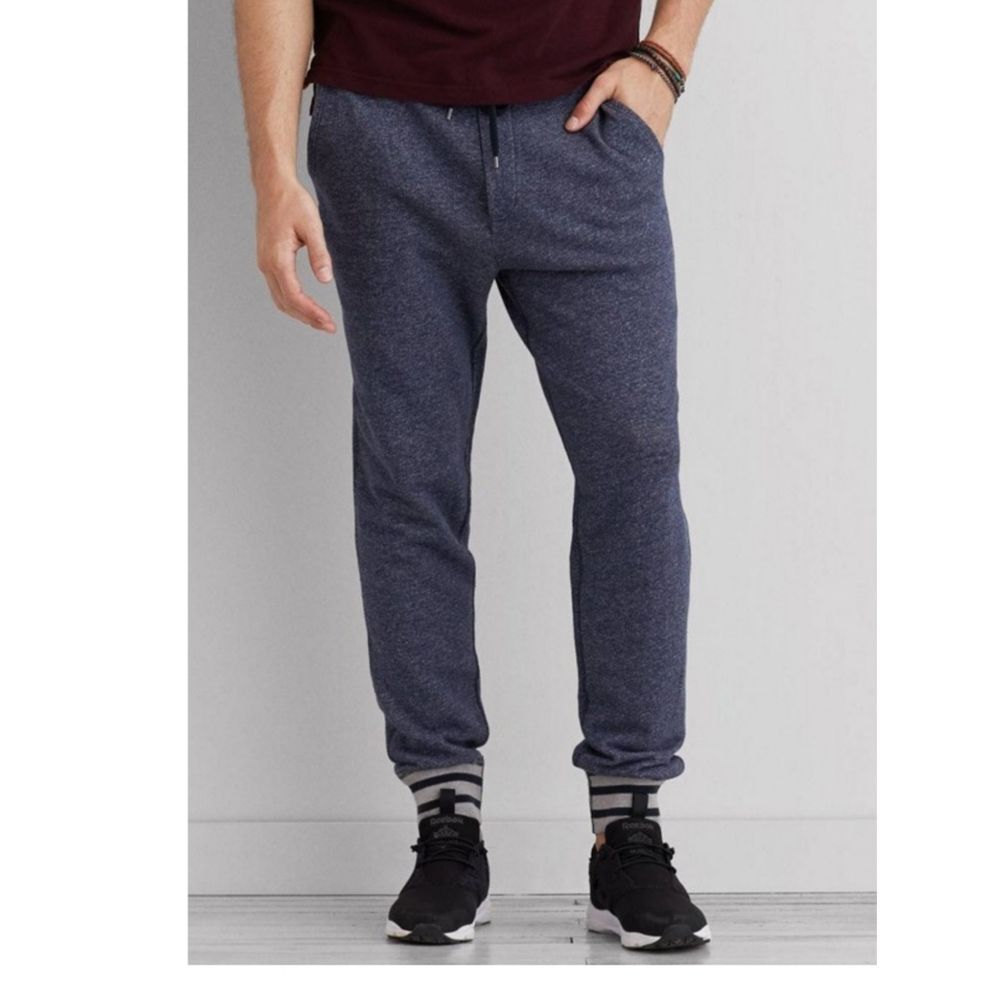 American Eagle Joggers Size Large